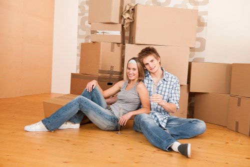 Man and van moving service in Tufnellpark loading boxes