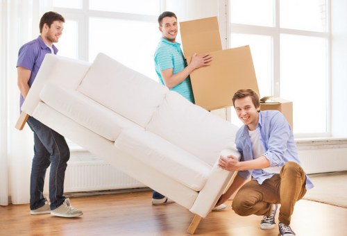 Affordable moving service for flats and small businesses in Tufnellpark